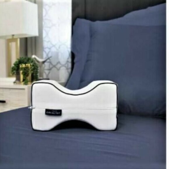 Therapedic Polar Nights Cooling Memory Foam Knee Pillow - Picture 1 of 12